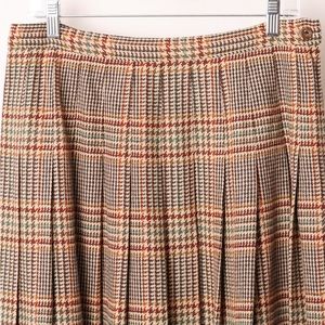 Vintage wool, pleated skirt